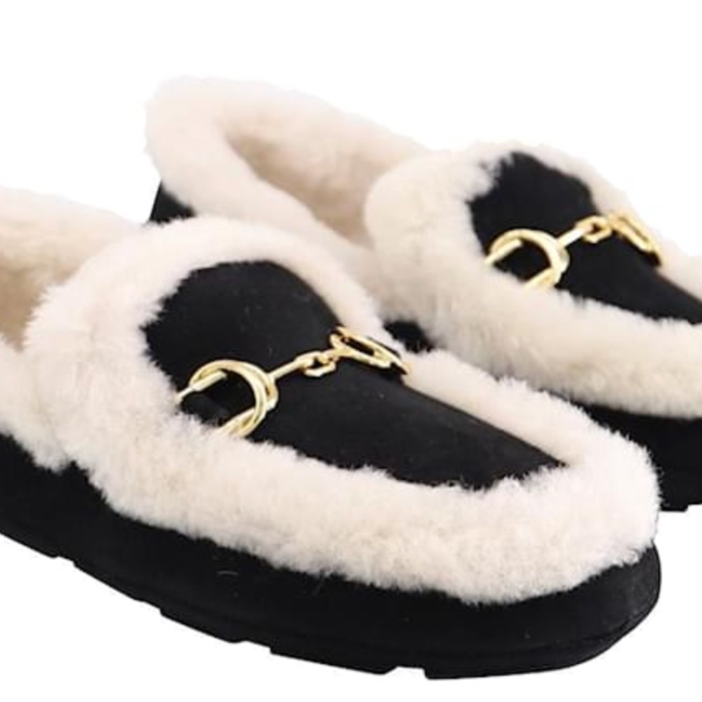 Stuart Weitzman Women's Owen Buckle Cozy Driving Loafers SIZE 8.5 (BRAND NEW)